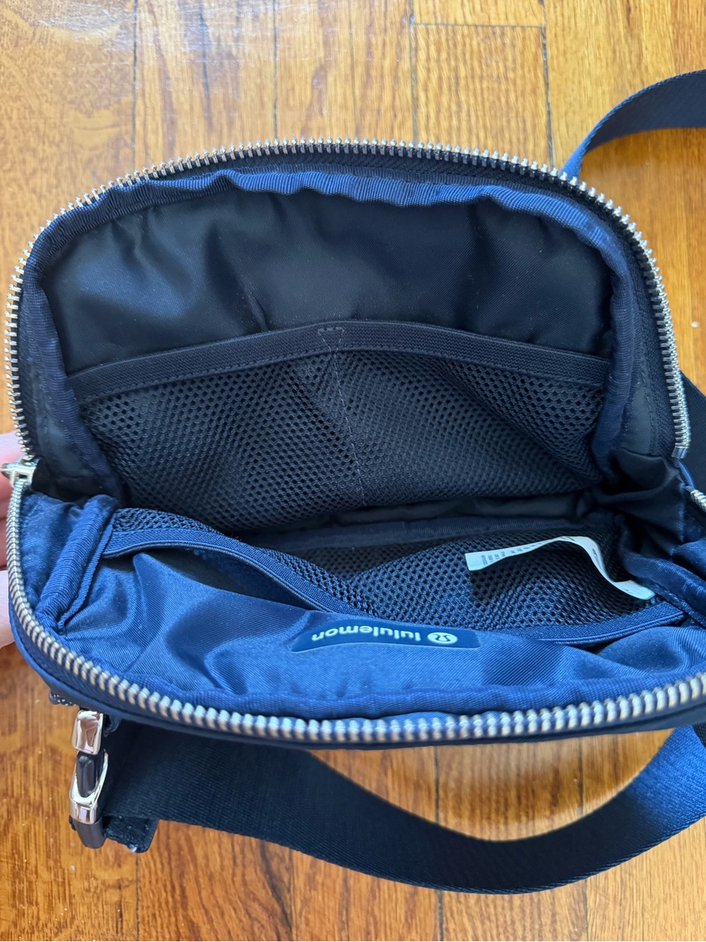 lululemon athletica Everywhere Belt Bag - Picture 8 of 12